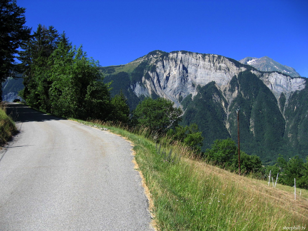 turning off onto quiet#939.jpg