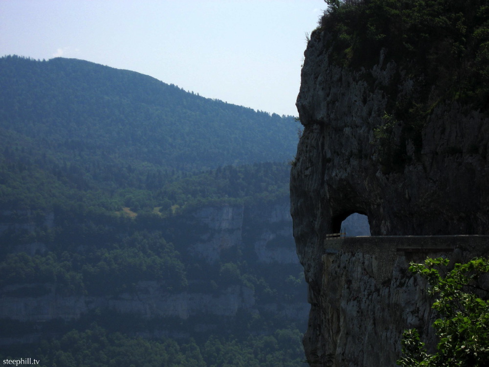 cirque de combe lavel.jpg