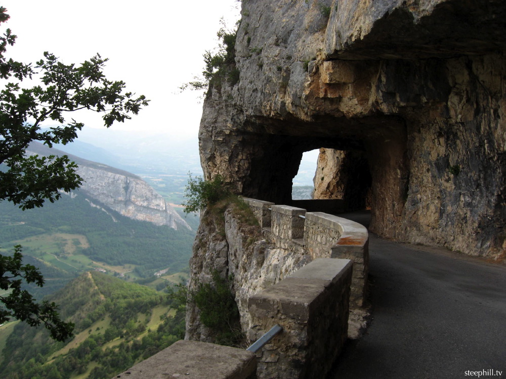 entering the corniche #8b9.jpg