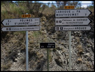 IMG_1581 Signs and heading south.jpg