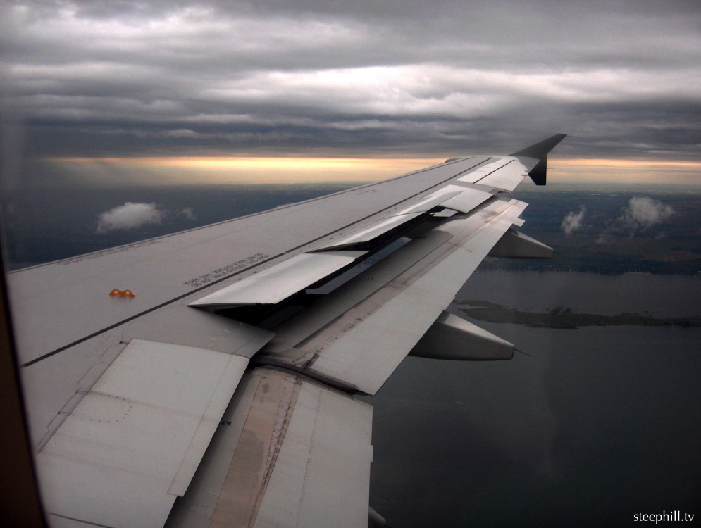 landing during a sto#25d25.jpg