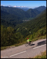 Looking down on Aulus-les-Bains, the end of the descent before climbing to Prat Mataou.jpg