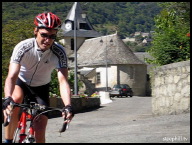 The hamlet of Cheze was our first climb.jpg