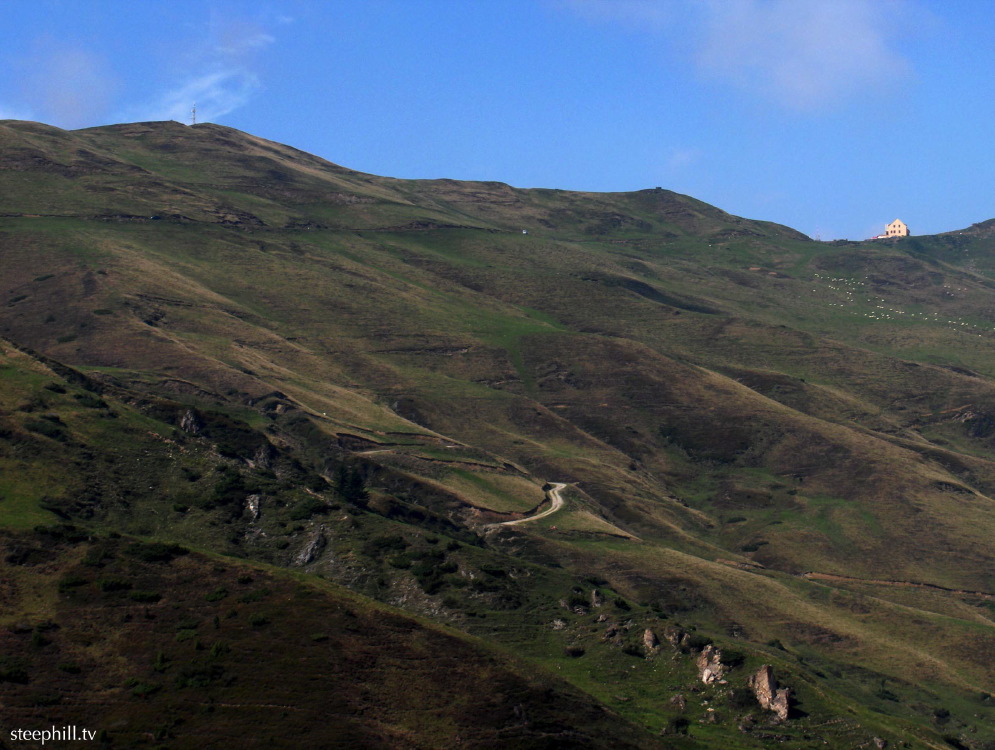 every cyclist looks #17d6f.jpg