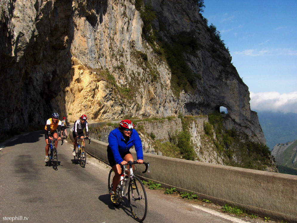 look! its the miche#17d6ea.jpg